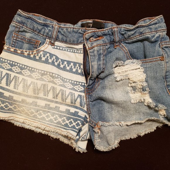 Forever 21 Women's Denim Shorts - Picture 1 of 3